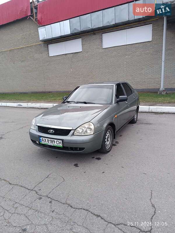 ВАЗ / Lada 2172 Priora 2010