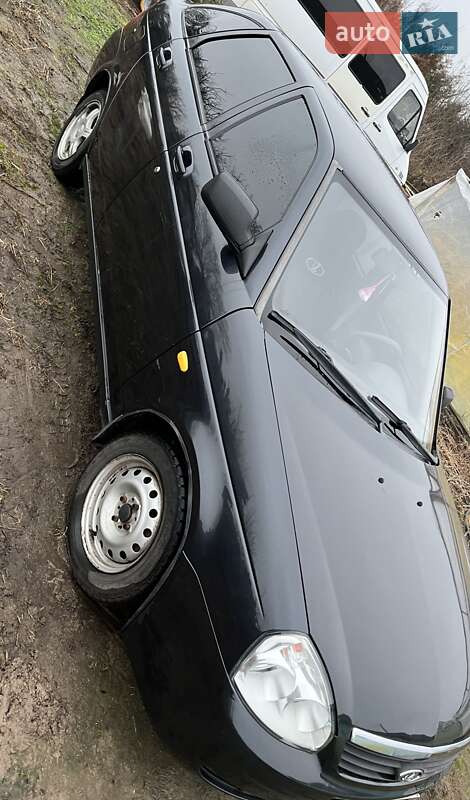 Хэтчбек ВАЗ / Lada 2172 Priora 2008 в Локачах фото 3 Хэтчбек ВАЗ / Lada 2172 Priora 2008 в Локачах