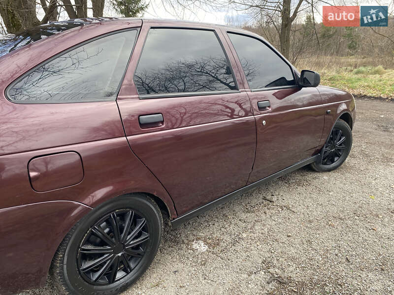 Хэтчбек ВАЗ / Lada 2172 Priora 2008 в Берегомете фото 6 Хэтчбек ВАЗ / Lada 2172 Priora 2008 в Берегомете