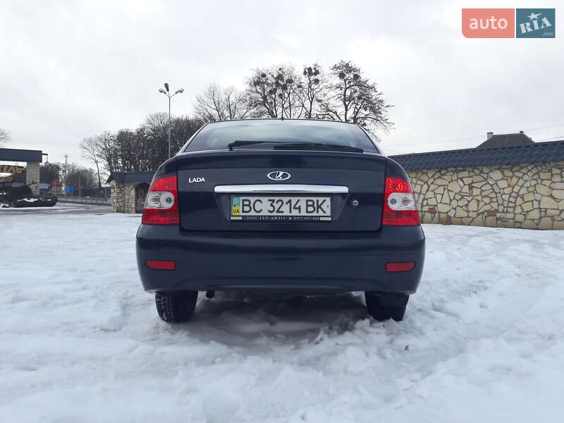 Хетчбек ВАЗ / Lada 2172 Priora 2008 в Львові