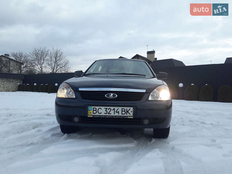 Хетчбек ВАЗ / Lada 2172 Priora 2008 в Львові