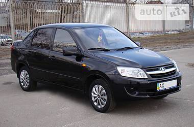 Седан ВАЗ / Lada 2190 Granta 2012 в Харькове