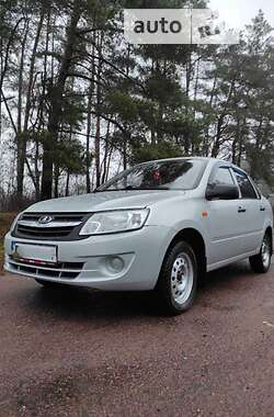 Седан ВАЗ / Lada 2190 Granta 2012 в Глухове