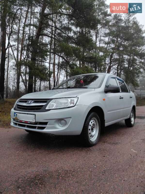 ВАЗ / Lada 2190 Granta 2012