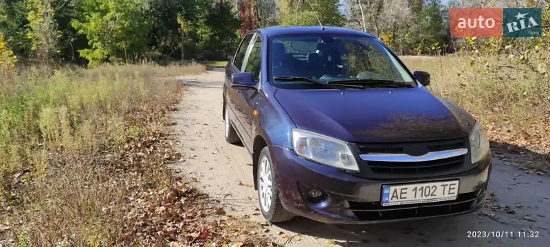 ВАЗ / Lada 2190 Granta 2014 VIN XTA219010E0282620 фото оголошення 12 з 38