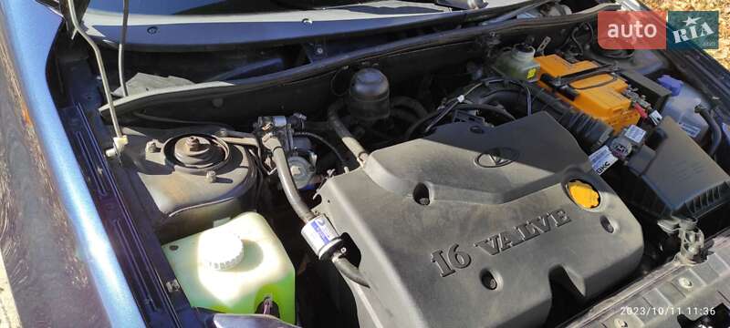 Седан ВАЗ / Lada 2190 Granta 2013 в Днепре