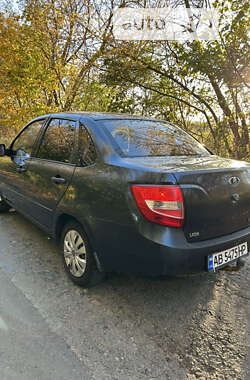Седан ВАЗ / Lada 2190 Granta 2012 в Казатине