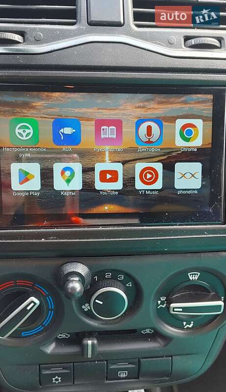 Седан ВАЗ / Lada 2190 Granta 2019 в Одесі