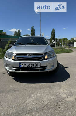 Седан ВАЗ / Lada 2190 Granta 2013 в Житомире