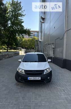 Седан ВАЗ / Lada 2190 Granta 2015 в Краматорске