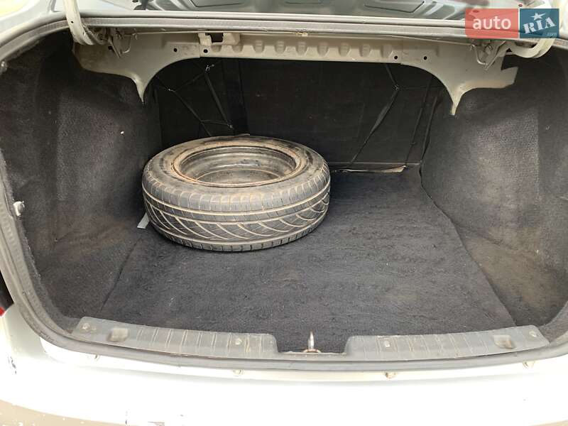 Седан ВАЗ / Lada 2190 Granta 2013 в Одессе