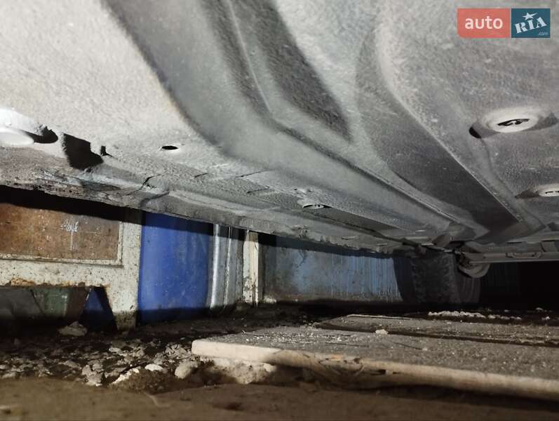 Седан ВАЗ / Lada 2190 Granta 2012 в Запорожье фото 6 Седан ВАЗ / Lada 2190 Granta 2012 в Запорожье