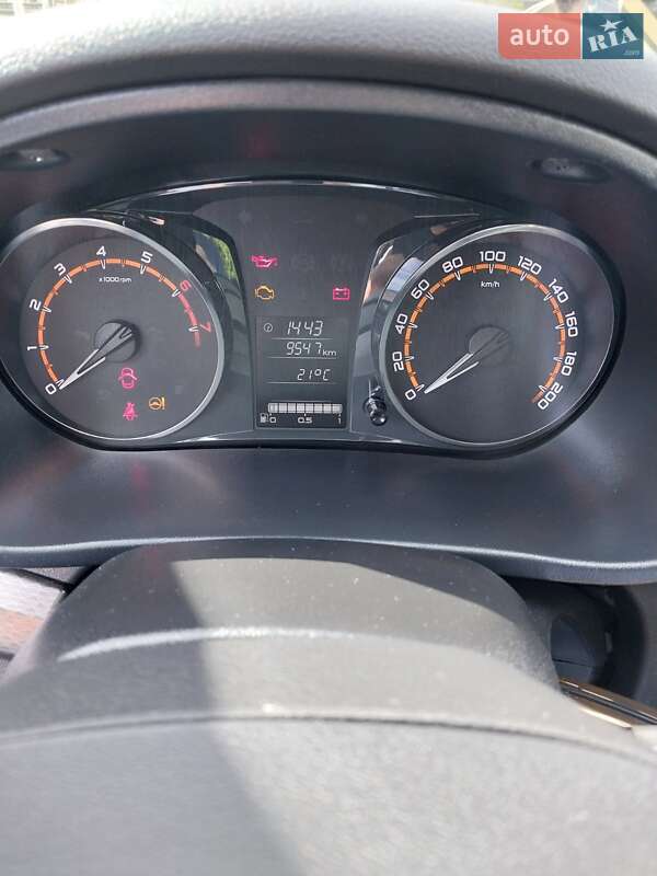 ВАЗ / Lada 2190 Granta 2021