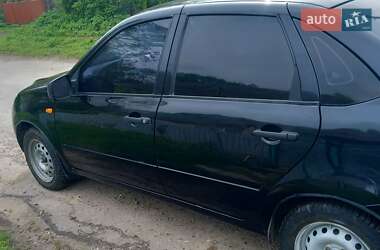 Седан ВАЗ 2190 Granta 2013 в 