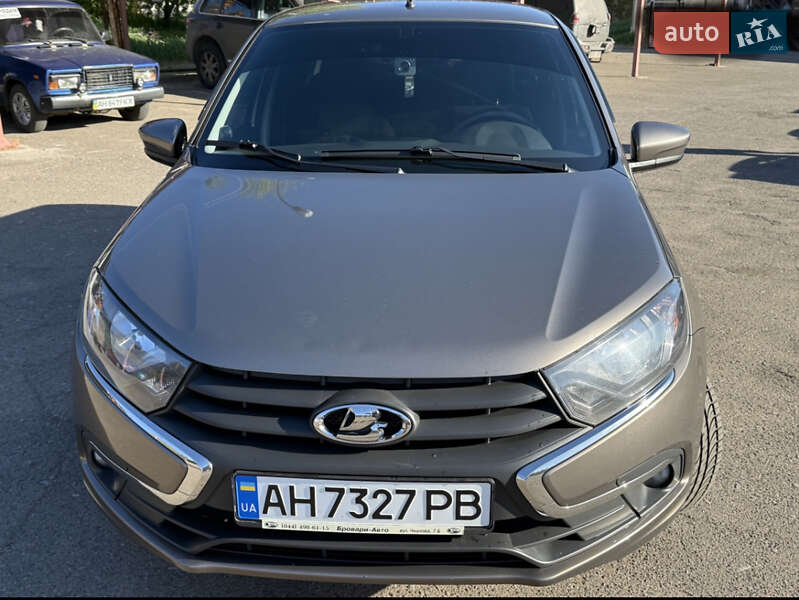 ВАЗ / Lada 2190 Granta 2020