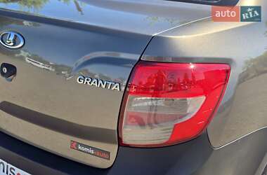 Седан ВАЗ 2190 Granta 2015 в 
