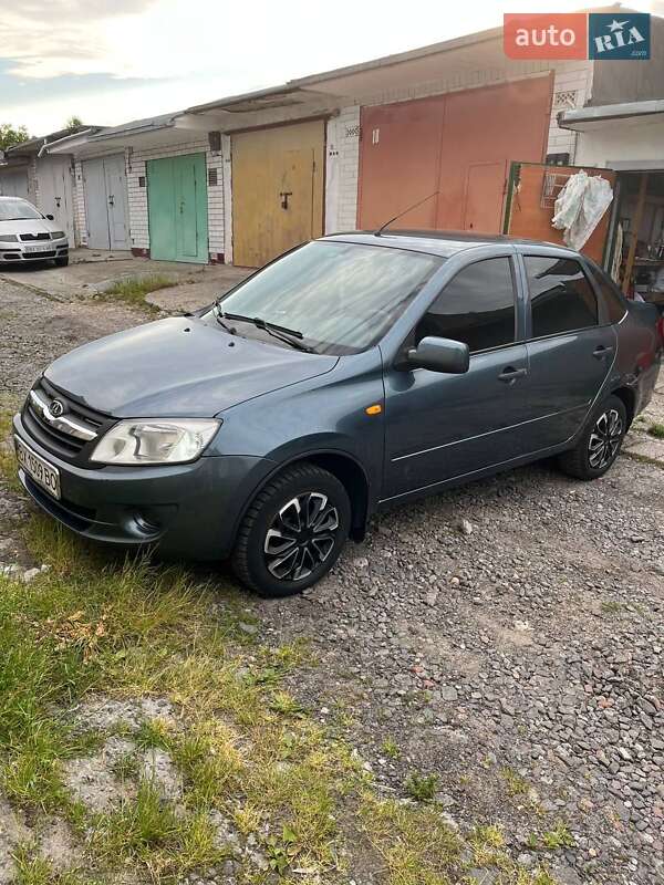 ВАЗ / Lada 2190 Granta 2014