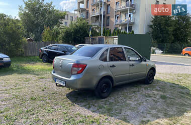 Седан ВАЗ 2190 Granta 2012 в Киеве
