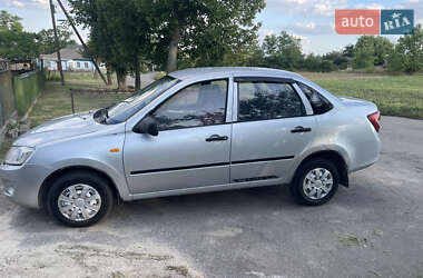 Седан ВАЗ 2190 Granta 2012 в Новоукраїнці