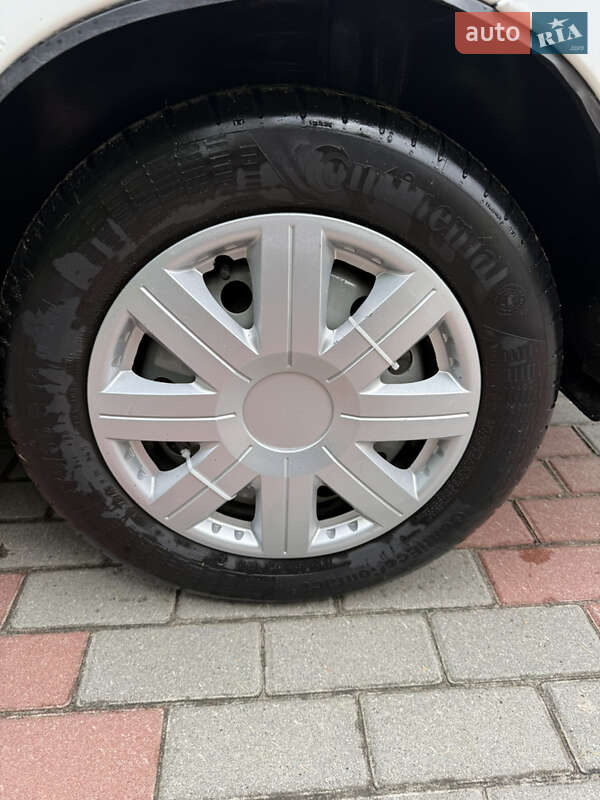 Седан ВАЗ / Lada 2190 Granta 2013 в Сумах фото 13 Седан ВАЗ / Lada 2190 Granta 2013 в Сумах