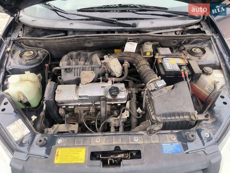 Седан ВАЗ / Lada 2190 Granta 2013 в Виннице фото 5 Седан ВАЗ / Lada 2190 Granta 2013 в Виннице