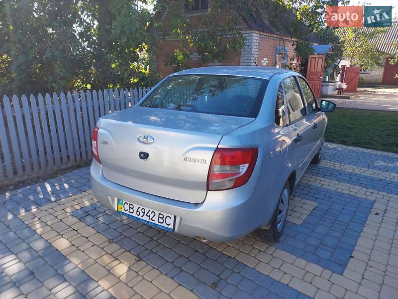 Седан ВАЗ / Lada 2190 Granta 2014 в Виннице
