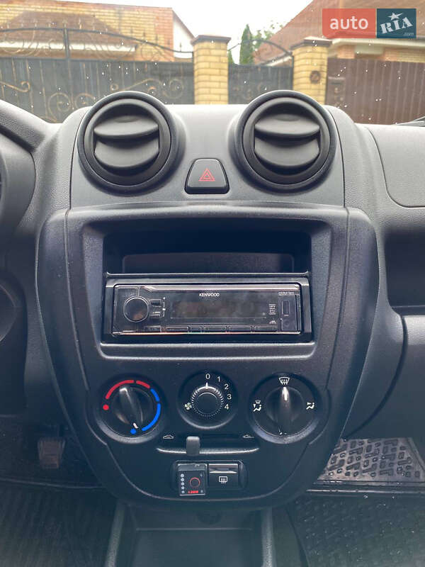 Седан ВАЗ / Lada 2190 Granta 2014 в Ахтырке фото 24 Седан ВАЗ / Lada 2190 Granta 2014 в Ахтырке