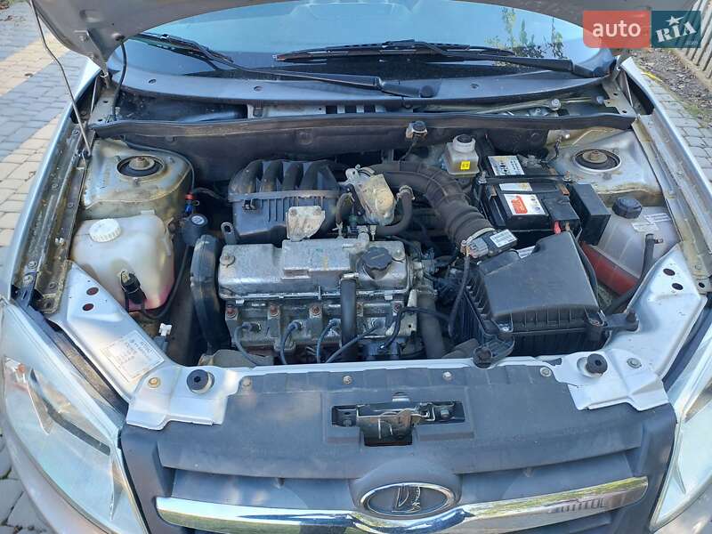 Седан ВАЗ / Lada 2190 Granta 2014 в Вінниці фото 8 Седан ВАЗ / Lada 2190 Granta 2014 в Вінниці