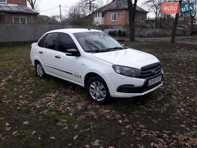 ВАЗ / Lada 2190 Granta 2018 ВАЗ / Lada 2190 Granta 2018