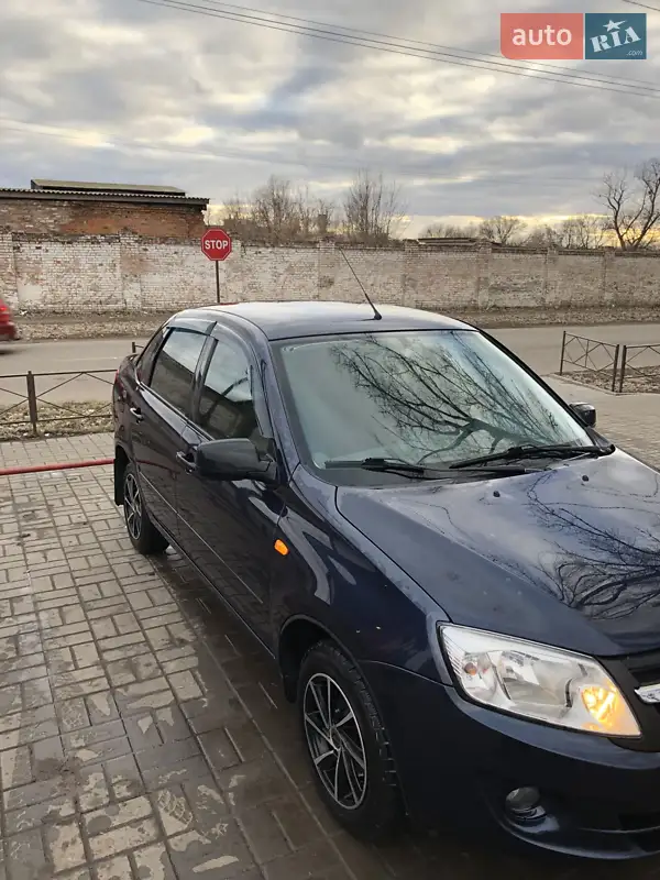 ВАЗ / Lada 2190 Granta