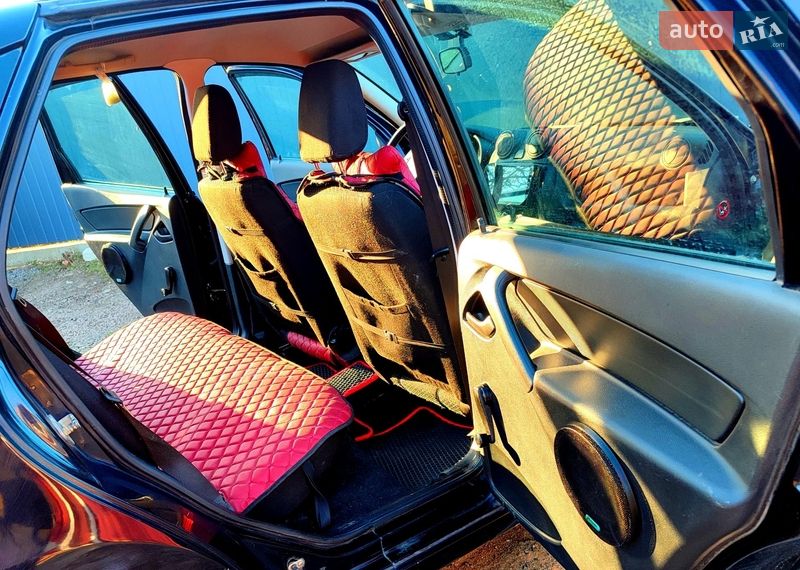 Седан ВАЗ / Lada 2190 Granta 2012 в Одессе