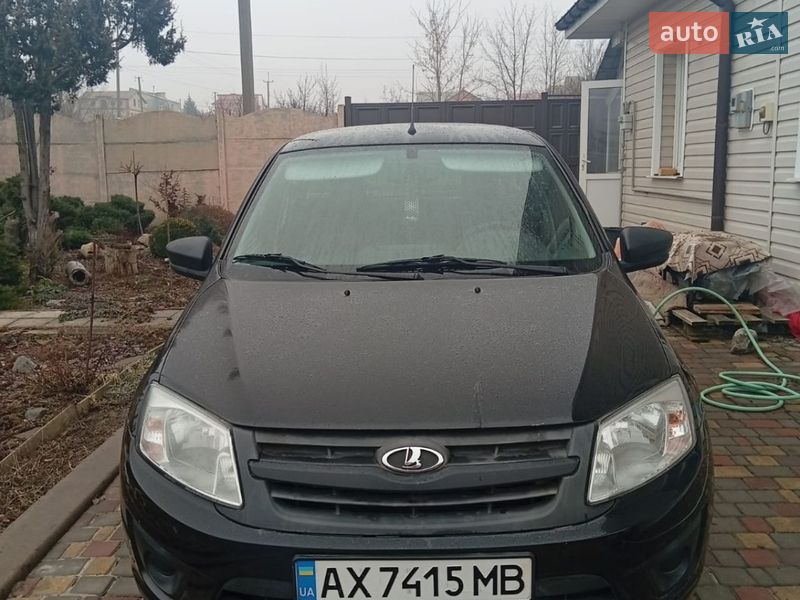 ВАЗ / Lada 2190 Granta 2014