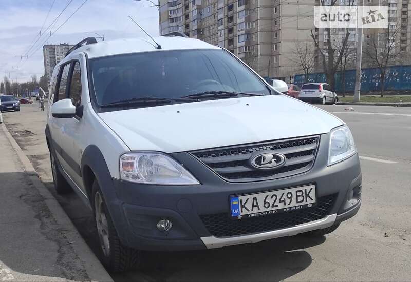 Універсал ВАЗ / Lada Largus Cross 2020 в Києві