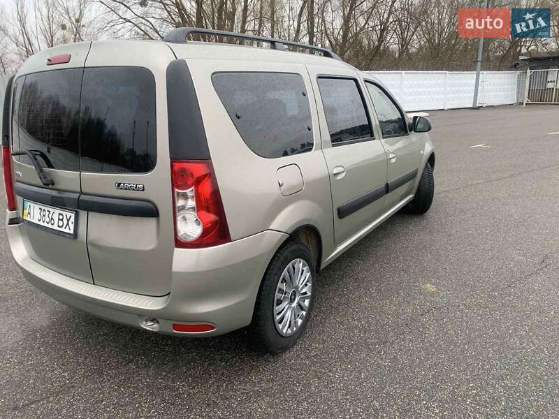 Универсал ВАЗ / Lada Largus 2015 в Киеве