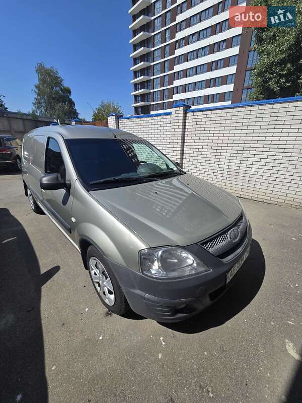 ВАЗ / Lada Largus 2017
