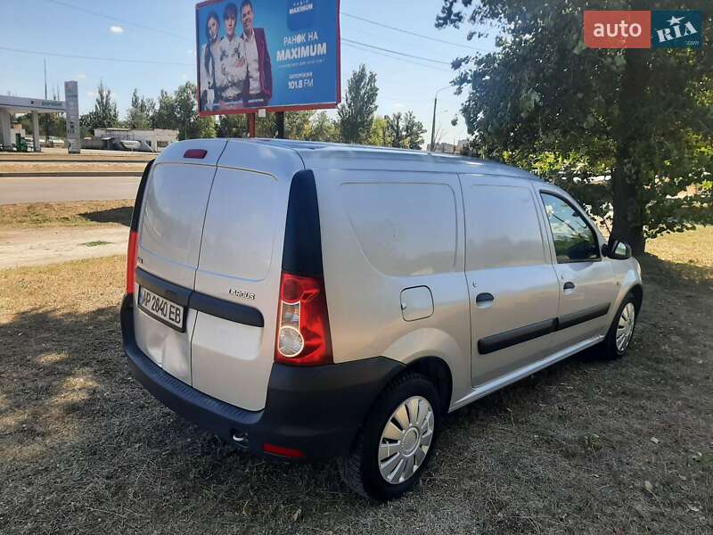Вантажопасажирський фургон ВАЗ / Lada Largus 2016 в Запоріжжі