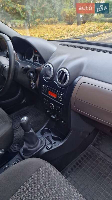 Универсал ВАЗ / Lada Largus 2015 в Киеве фото 2 Универсал ВАЗ / Lada Largus 2015 в Киеве