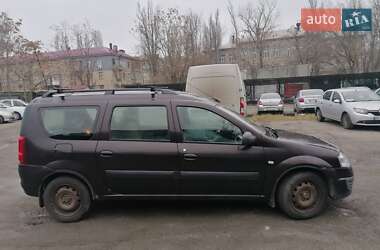 Універсал ВАЗ Largus 2015 в Дніпрі
