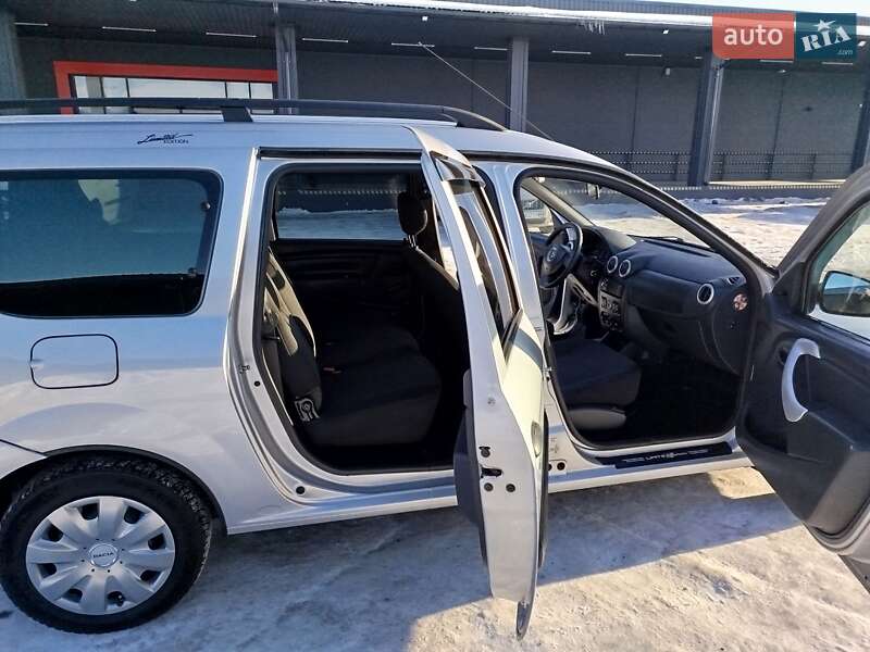 Универсал ВАЗ / Lada Largus 2014 в Житомире фото 19 Универсал ВАЗ / Lada Largus 2014 в Житомире