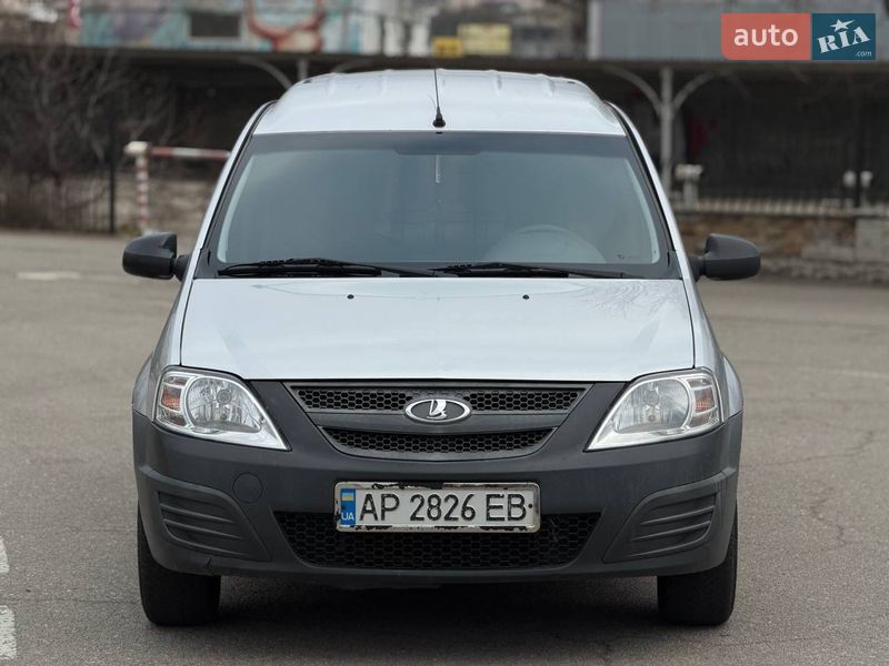 Вантажопасажирський фургон ВАЗ / Lada Largus 2016 в Запоріжжі
