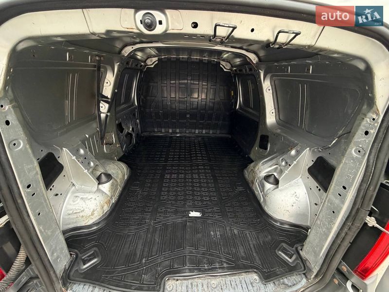 Вантажопасажирський фургон ВАЗ / Lada Largus 2016 в Запоріжжі