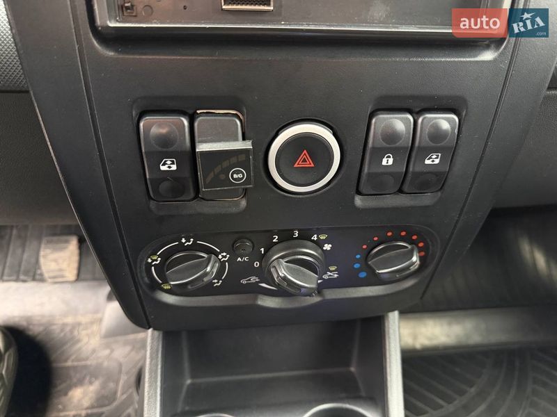 Вантажопасажирський фургон ВАЗ / Lada Largus 2016 в Запоріжжі