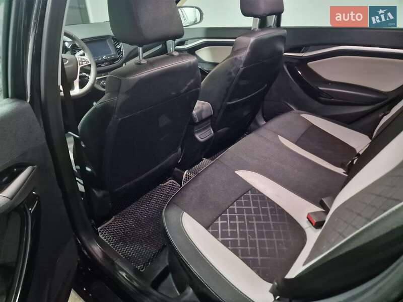 Седан ВАЗ / Lada Vesta Cross 2021 в Киеве