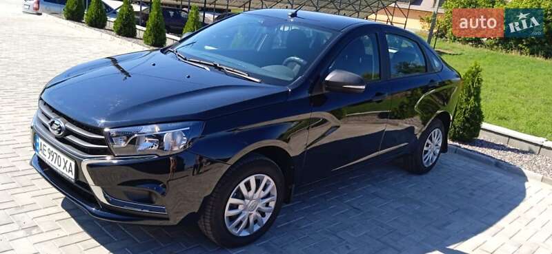 Седан ВАЗ / Lada Vesta 2021 в Криничках