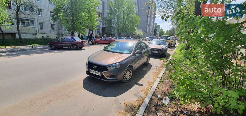 Седан ВАЗ / Lada Vesta 2018 в Сумах