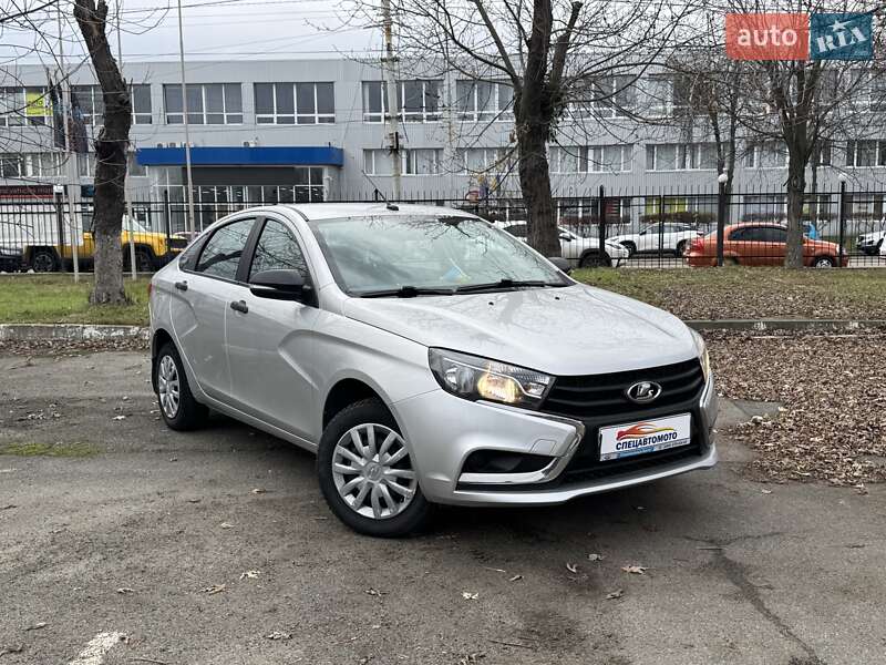 ВАЗ / Lada Vesta 2021