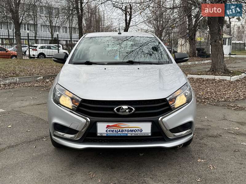 Седан ВАЗ / Lada Vesta 2021 в Киеве