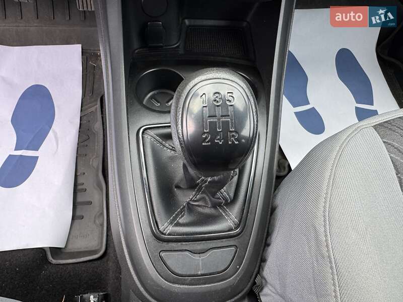 Седан ВАЗ / Lada Vesta 2021 в Киеве