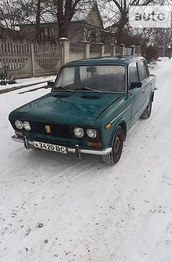 Седан ВАЗ 2103 1974 в Кельменцях