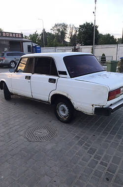 Седан ВАЗ 2105 1985 в Пустомытах